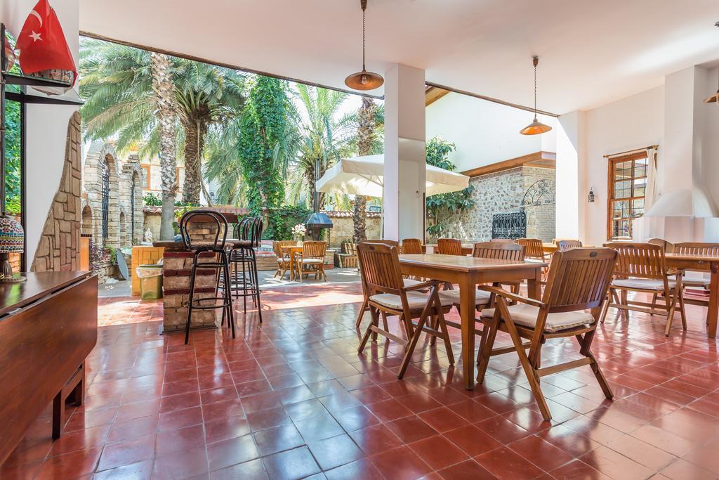 Mavi & Ani Pansiyon Antalya Exterior foto